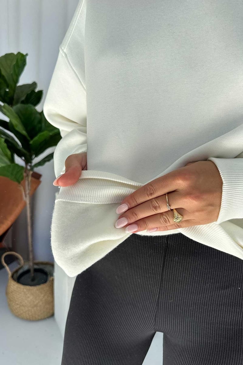 İçi Şardonlu Bisiklet Yaka Sweatshirt - Beyaz