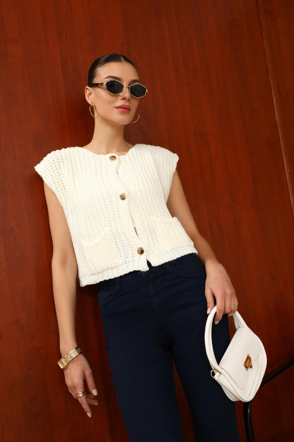 Gold Düğmeli Yelek - Beyaz