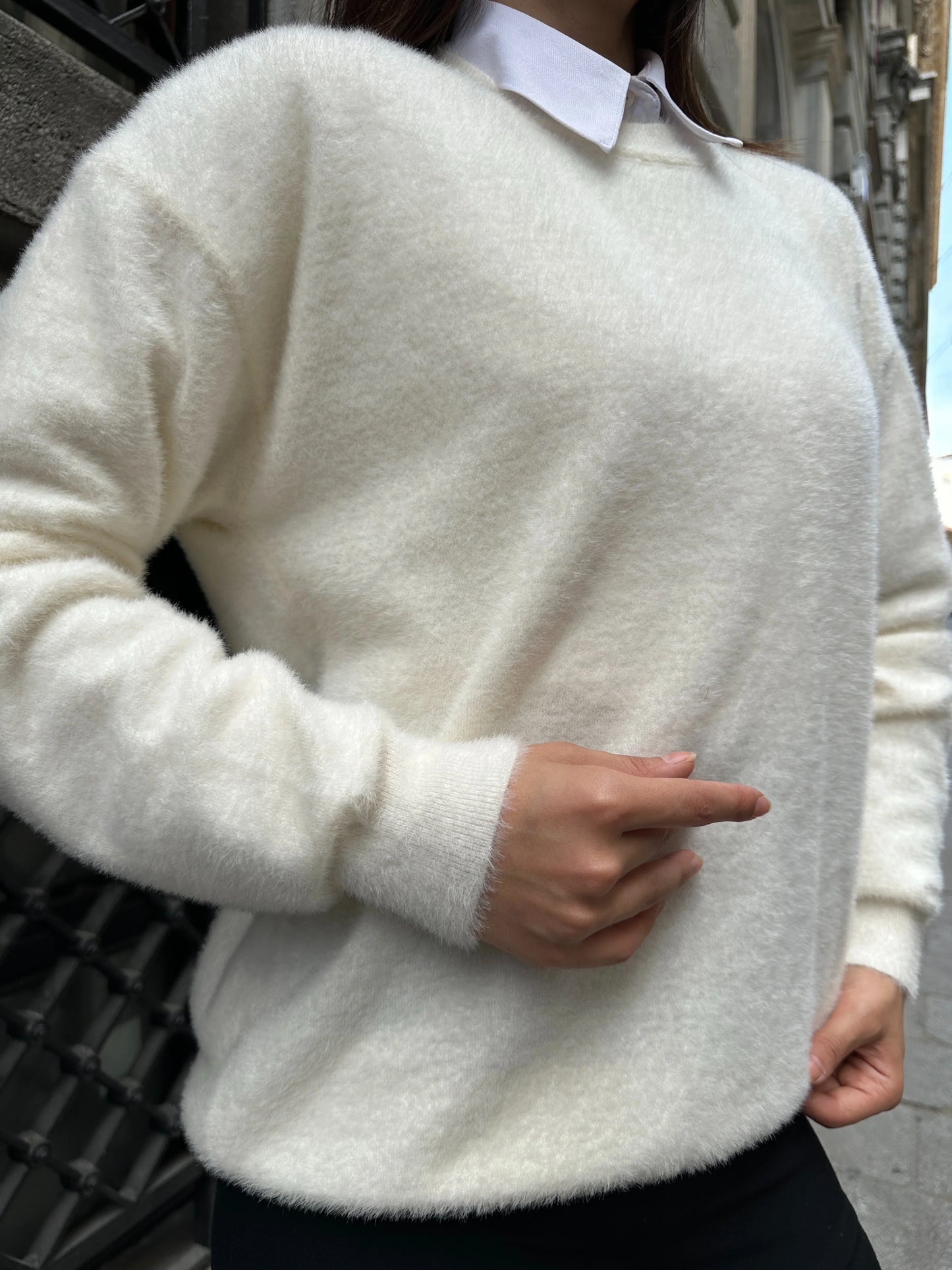 Oversize Yumuşak Dokulu Kazak - Beyaz